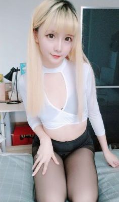 趁女朋友洗澡玩她闺蜜h