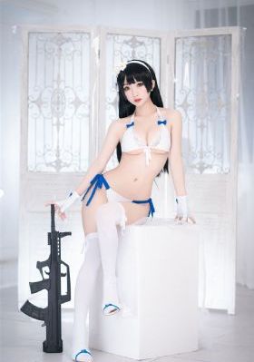 美女的